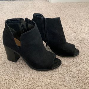 Black suede Open-toe Booties
